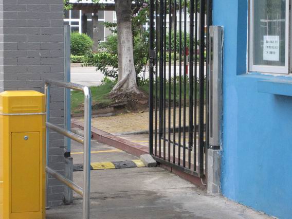 远距离防尾随快速通道